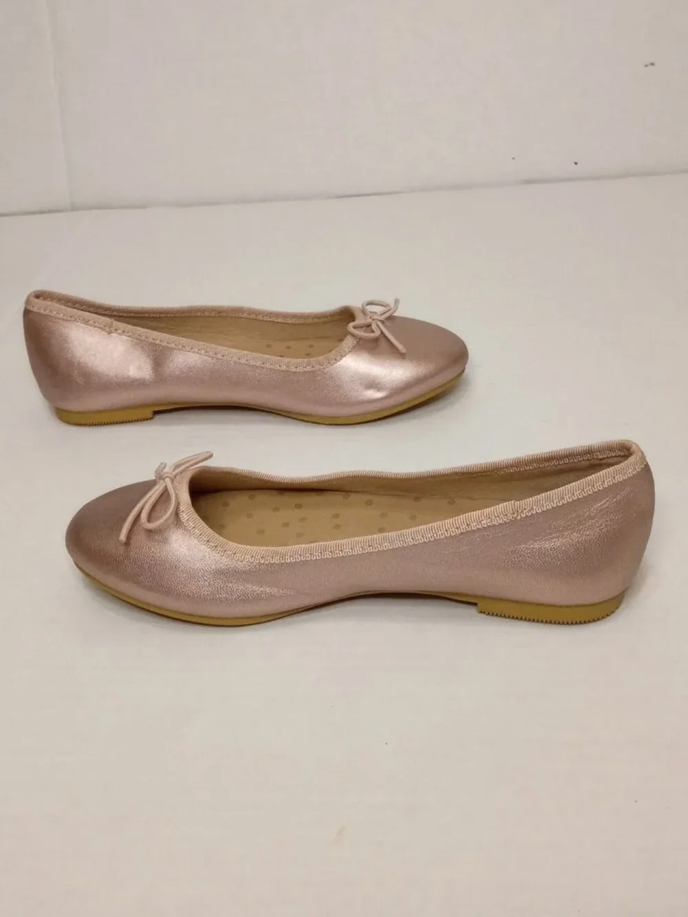 Cat & Jack Girls Rose Gold Ballet Flats Size 1 Youth